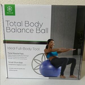 NEW GAIAM Blue Total Body Balance Ball 65 cm Stability Ball & Pump Unopened Box